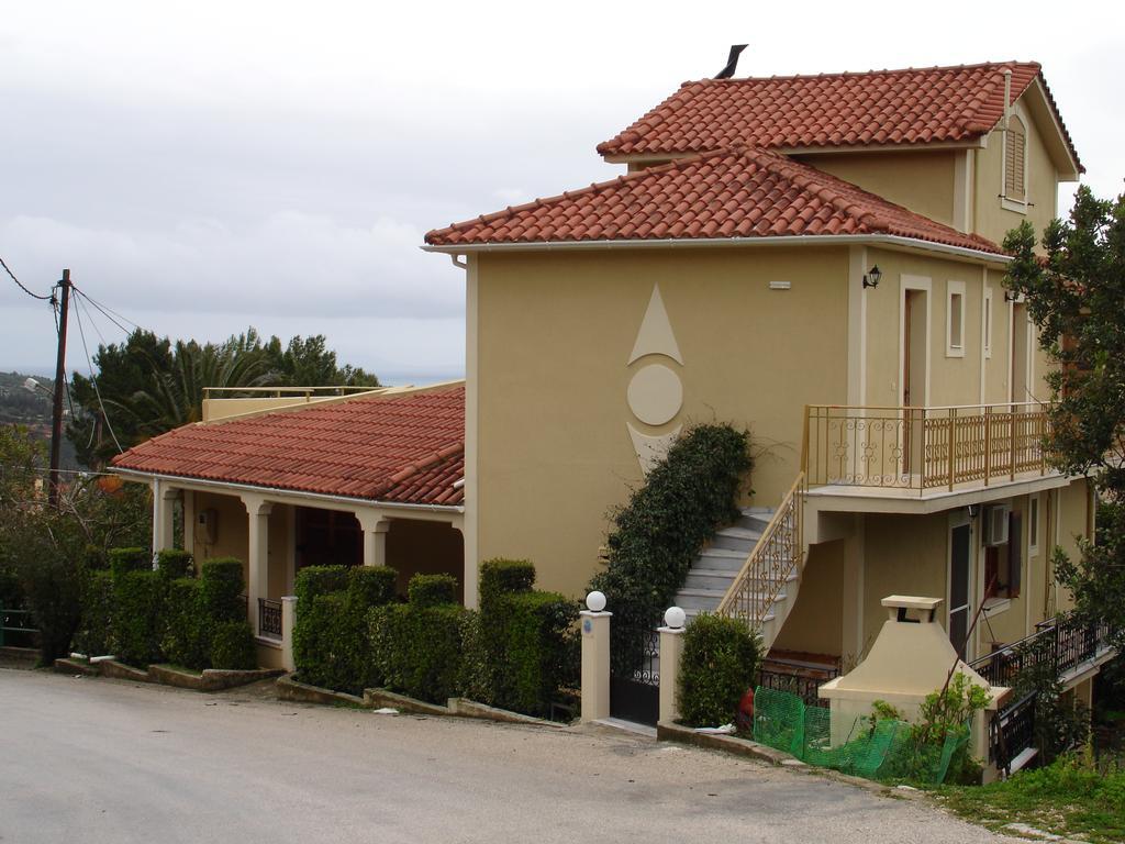 Epi Apartments ลูร์ดฮาตา ภายนอก รูปภาพ