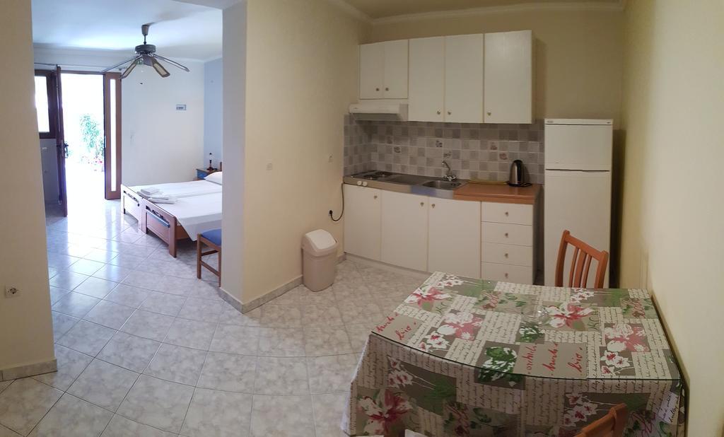 Epi Apartments ลูร์ดฮาตา ภายนอก รูปภาพ