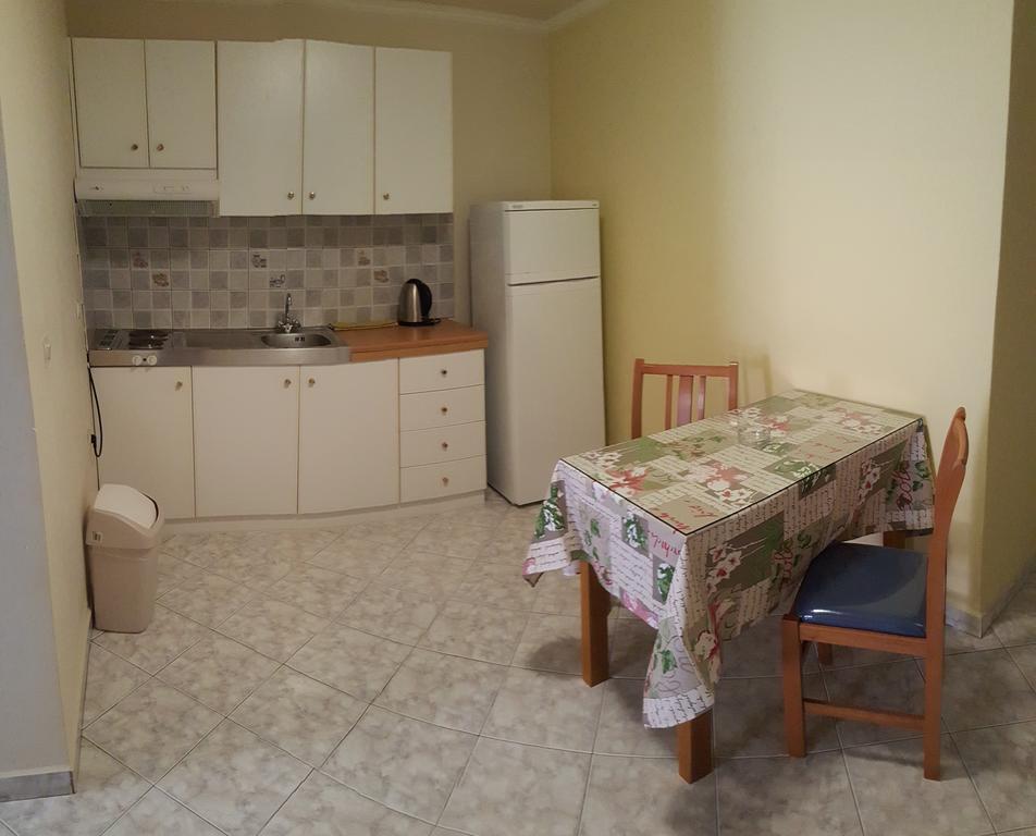 Epi Apartments ลูร์ดฮาตา ภายนอก รูปภาพ