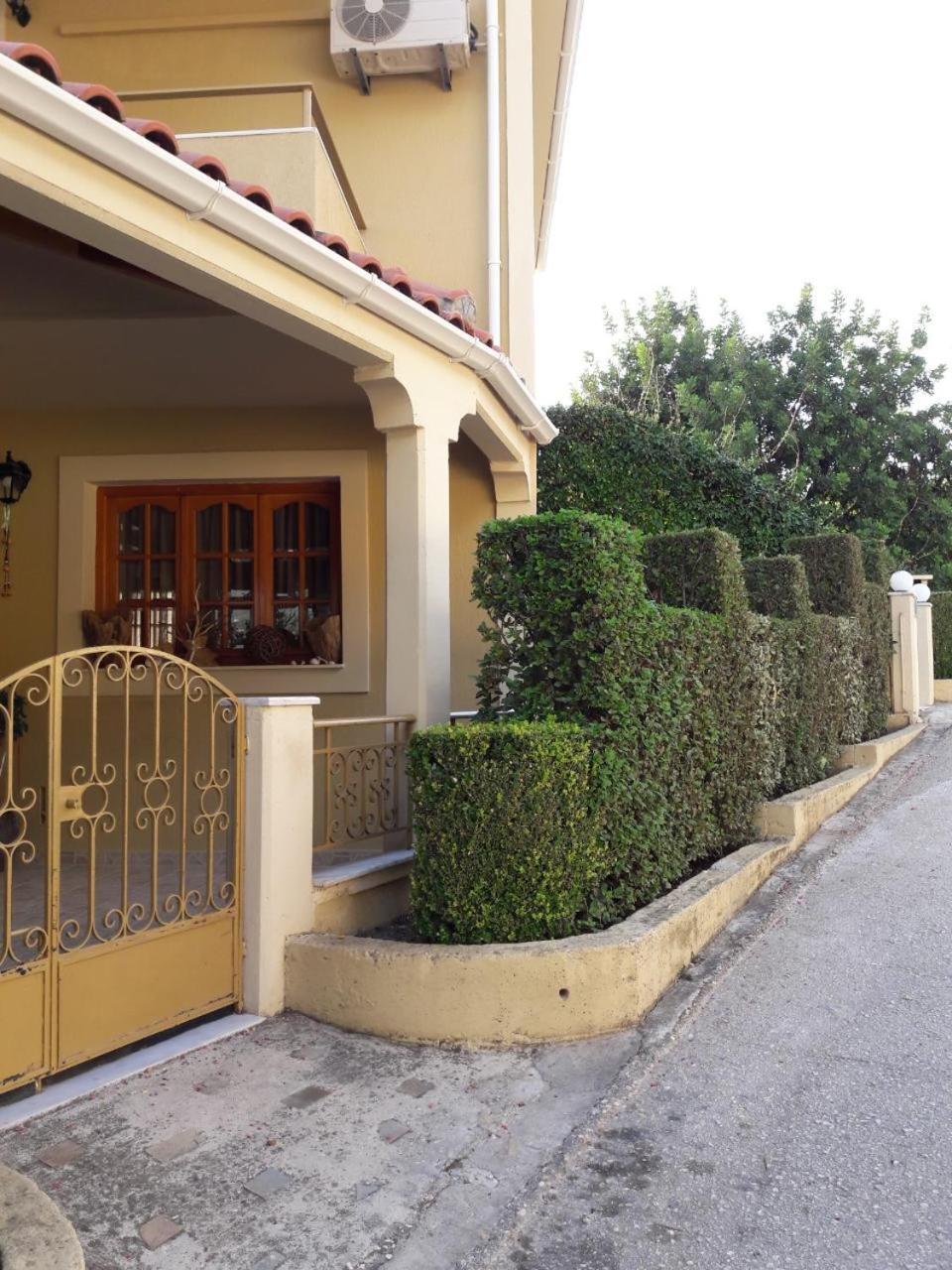 Epi Apartments ลูร์ดฮาตา ภายนอก รูปภาพ